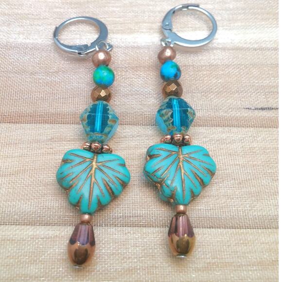 Artisan Fall Leaf Earrings Dangle Autumn Blue Czech Glass Copper Accents NEW - Picture 1 of 9